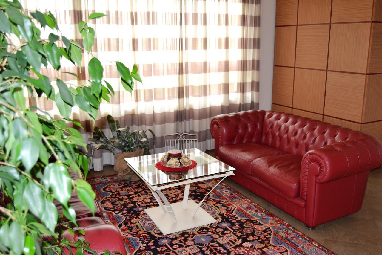 Giga Hotel Villa Santa Lucia Экстерьер фото