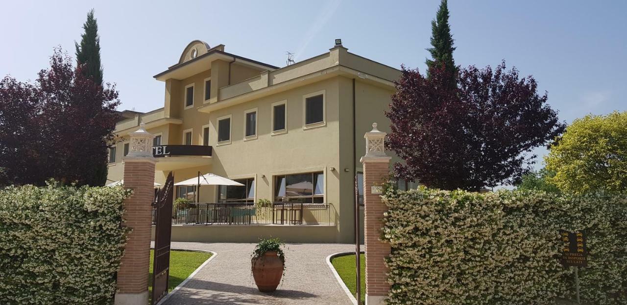 Giga Hotel Villa Santa Lucia Экстерьер фото